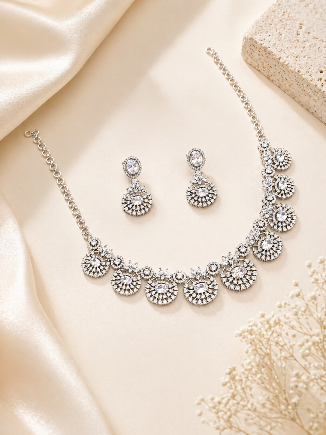 Luna Radiance Necklace Set